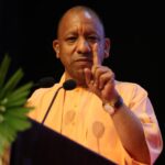 UP पुलिस को मिली नई ताकत: सीएम योगी ने 50 QRT वाहनों को दिखाई हरी झंडी, बोले—सुरक्षा ही विकास की पहली शर्त