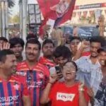 इकाना में LSG vs DC का महामुकाबला: गेट खुलते ही उमड़ी भीड़, ‘LSG-LSG’ के नारों से गूंजा स्टेडियम