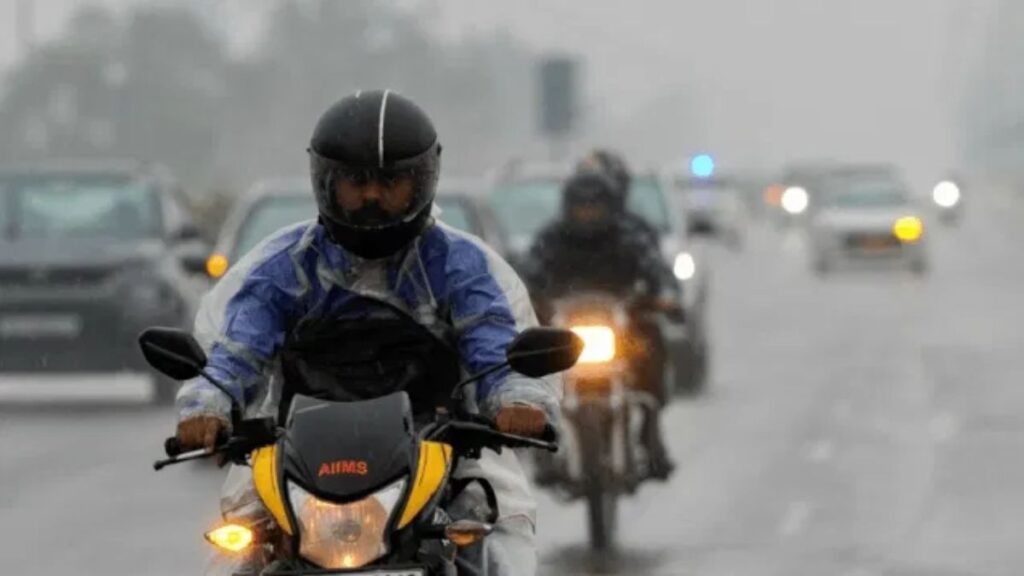 Weather Alert: दिल्ली-NCR में फिर बारिश का दौर, उत्तराखंड-केरल में IMD का अलर्ट; चीन में 15 नदियां उफान पर