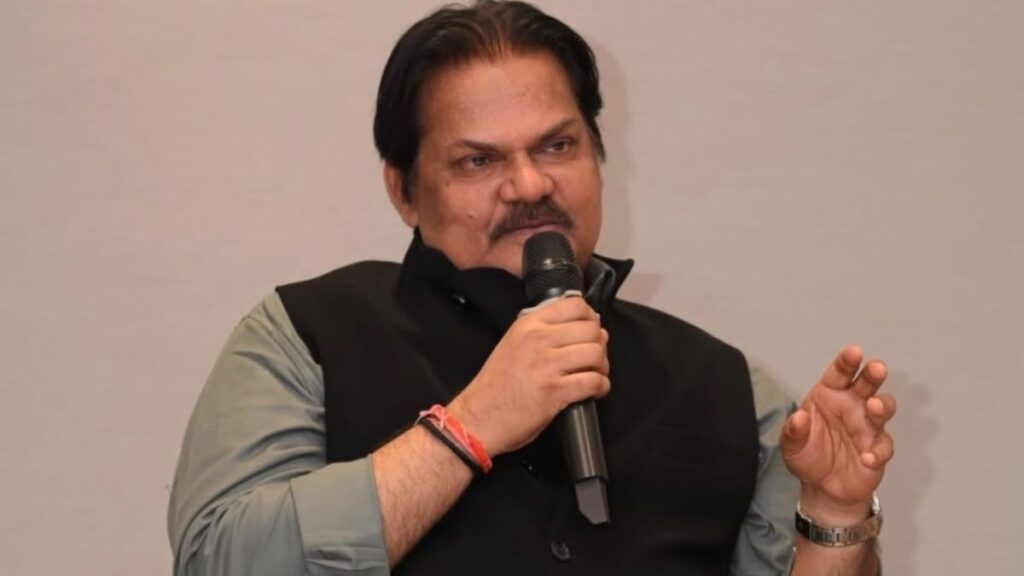 ‘हर कोई एक तरह से एक्टिंग करता है…’, अखिलेंद्र मिश्रा की हिंदी सिनेमा पर खरी-खरी, बोले- यादगार किरदार कहां हैं?