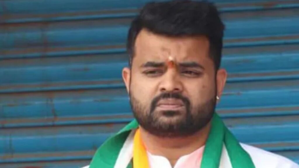 Prajwal Revanna: जेल में भी नहीं थमा विवाद! पूर्व सांसद के फोन से 145+ अश्लील वीडियो बरामद, कॉल रिकॉर्ड ने खोले नए राज