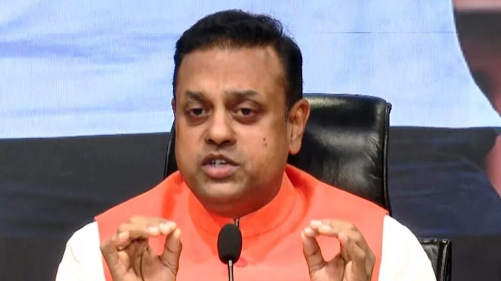 ‘वोट चोरी’ पर भाजपा का सबसे बड़ा पलटवार! संबित पात्रा ने नेहरू पर लगाया गंभीर आरोप, मॉक संसद को बताया लोकतंत्र का मजाक