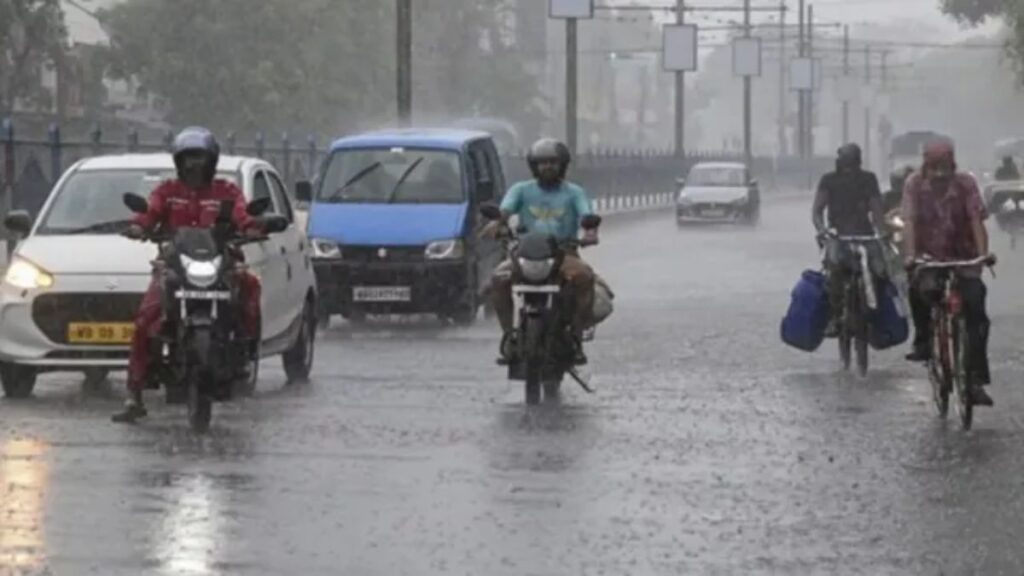 Weather Alert: राजस्थान से तमिलनाडु तक बदलेगा मौसम! कहीं तेज बारिश तो कहीं आंधी-बिजली का खतरा, IMD का ताजा अपडेट